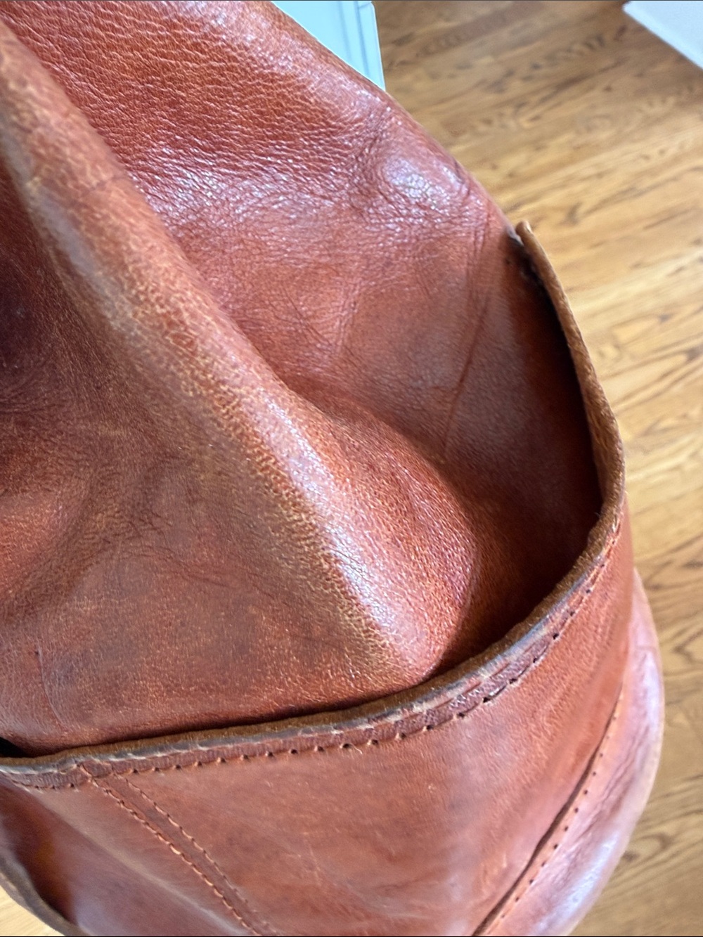 Vintage Brown Leather Drawstring Backpack - Picture 10 of 16